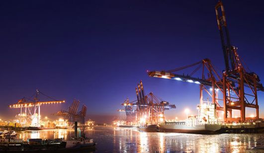 Cranes and maritime Equipment